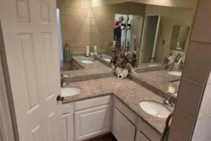 2425 Holly Hall St, Houston, TX 77054 - Photo 29