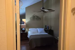 2425 Holly Hall St, Houston, TX 77054 - Photo 27