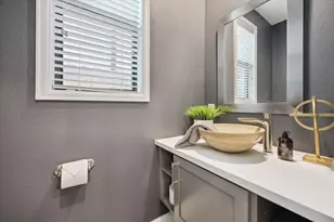 523 W 26th St, Houston, TX 77008 - Photo 11