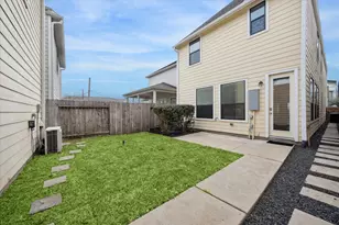 523 W 26th St, Houston, TX 77008 - Photo 27