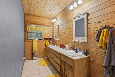 10077 Cravens Camp, Silsbee, TX 77656 - Photo 11