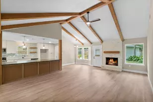 566 Beauregard Dr, Conroe, TX 77302 - Photo 9