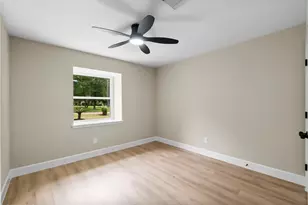 566 Beauregard Dr, Conroe, TX 77302 - Photo 27