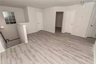 2722 S Lina Ct, Conroe, TX 77301 - Photo 11