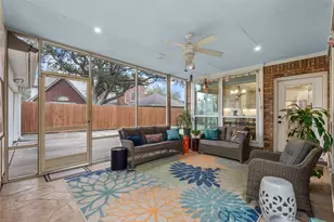 2436 Pebble Beach Dr, League City, TX 77573 - Photo 17