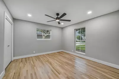 5318 Queensloch Drive, Houston, TX 77096 - Photo 19