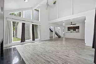 6107 Vinewood Dr, Houston, TX 77088 - Photo 5