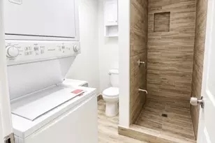 6107 Vinewood Dr, Houston, TX 77088 - Photo 23