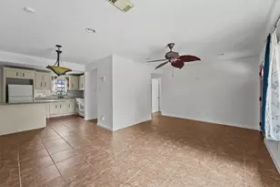 6159 Belmark St, Houston, TX 77033 - Photo 7