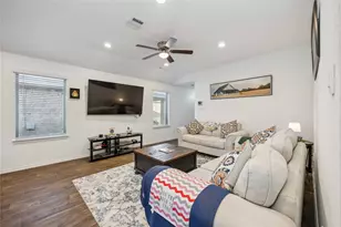 16684 Lonely Pines Dr, Conroe, TX 77302 - Photo 7