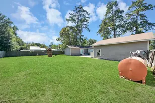 201 S Roosevelt Ave, Cleveland, TX 77327 - Photo 45