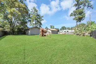 201 S Roosevelt Ave, Cleveland, TX 77327 - Photo 43