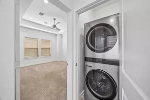 5710 Elysian St, Houston, TX 77009 - Photo 17