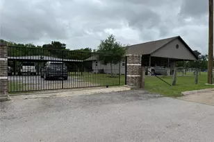 13125 1st St, Kendleton, TX 77451 - Photo 1