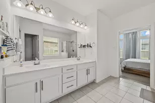8827 W Cres Lake Cir, Baytown, TX 77521 - Photo 15