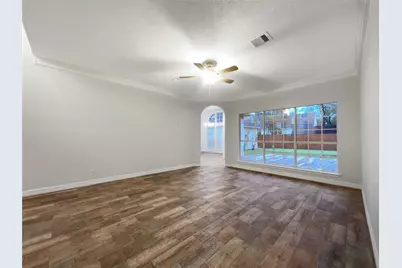 6107 Hampton Way Court, Spring, TX 77389 - Photo 11