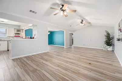 7730 Chantilly Circle, Galveston, TX 77551 - Photo 11