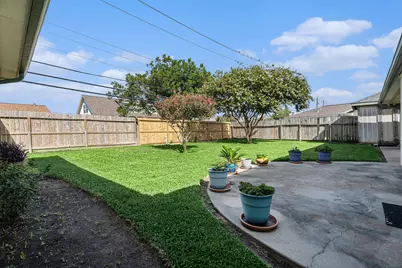 7730 Chantilly Circle, Galveston, TX 77551 - Photo 31
