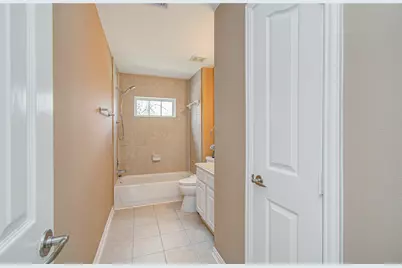 12607 Tallwood Crossing Lane, Houston, TX 77041 - Photo 33