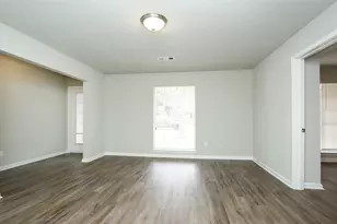 5019 Westwood, Dickinson, TX 77539 - Photo 5