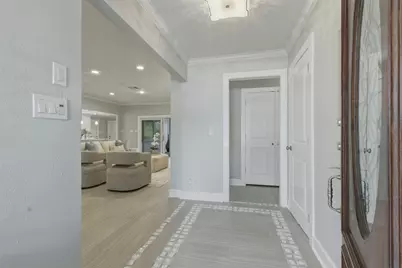 9323 Braes Bayou Drive, Houston, TX 77074 - Photo 3