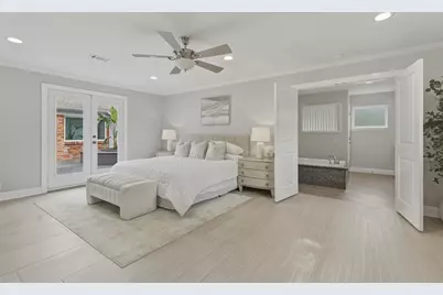 9323 Braes Bayou Drive, Houston, TX 77074 - Photo 19