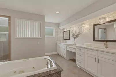 9323 Braes Bayou Drive, Houston, TX 77074 - Photo 21