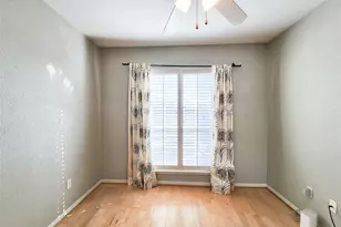 1860 White Oak Dr, Houston, TX 77009 - Photo 13