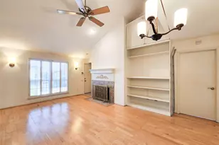 1860 White Oak Dr, Houston, TX 77009 - Photo 3