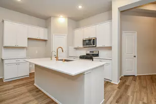 1215 Carswell Grove Dr, Missouri City, TX 77459 - Photo 5