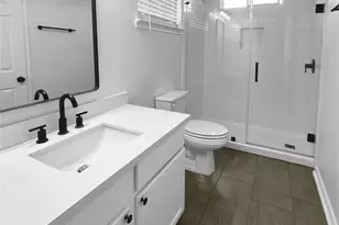 5453 N Buffalo Cir, Willis, TX 77378 - Photo 13