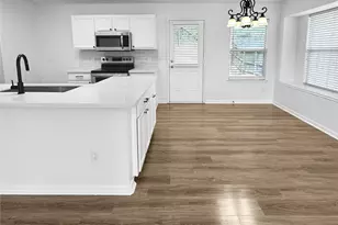 5453 N Buffalo Cir, Willis, TX 77378 - Photo 5