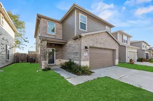 7322 Madison Cmns Ln, Houston, TX 77075 - Photo 1