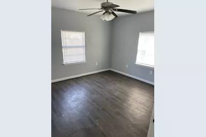 5210 Dieppe Street, Houston, TX 77033 - Photo 11