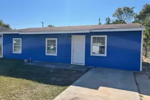 5210 Dieppe St, Houston, TX 77033 - Photo 1