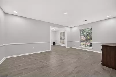 8215 Schaffer Ln, Houston, TX 77070 - Photo 7