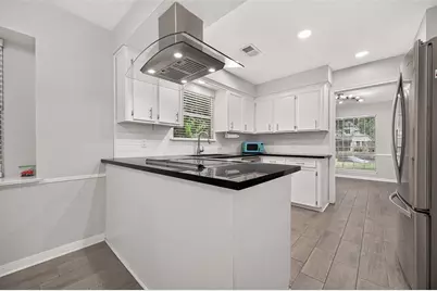 8215 Schaffer Ln, Houston, TX 77070 - Photo 19