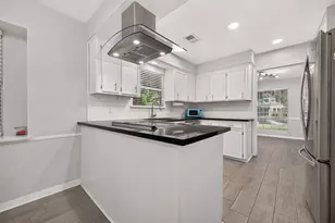 8215 Schaffer Ln, Houston, TX 77070 - Photo 19