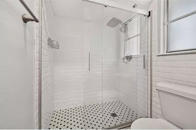 8215 Schaffer Ln, Houston, TX 77070 - Photo 39