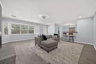 8215 Schaffer Ln, Houston, TX 77070 - Photo 15