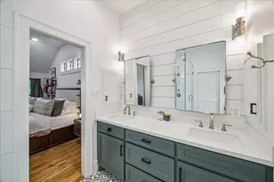 943 Teetshorn St, Houston, TX 77009 - Photo 5