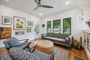 943 Teetshorn St, Houston, TX 77009 - Photo 11