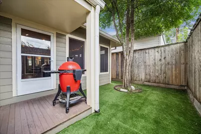 943 Teetshorn Street, Houston, TX 77009 - Photo 35