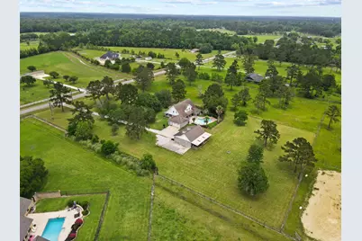 16421 Westbury Road, Beaumont, TX 77713 - Photo 1