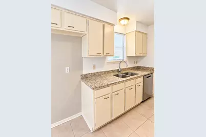 23135 Harpergate Drive, Spring, TX 77373 - Photo 5