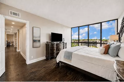5001 Woodway #1005, Houston, TX 77056 - Photo 21
