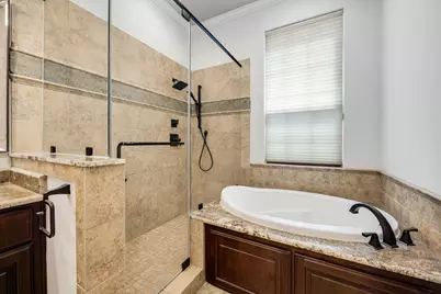 2415 Commonwealth Street, Houston, TX 77006 - Photo 17