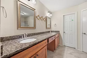 5418 Greenhill Forest Dr, Houston, TX 77088 - Photo 21