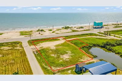 1011 Mabry, Crystal Beach, TX 77617 - Photo 11