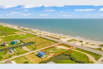 1011 Mabry, Crystal Beach, TX 77617 - Photo 5